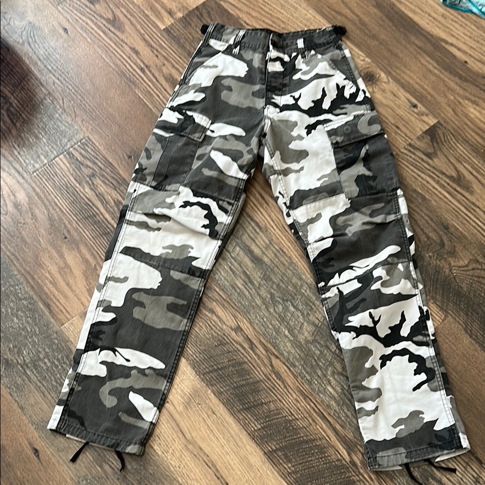 Black and Gray Cargo Army Fatigue Pants